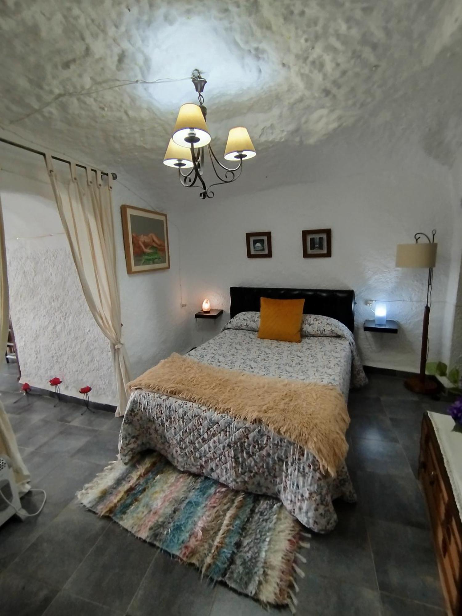 Cueva La Loli Villa กวาดิกซ์ ภายนอก รูปภาพ