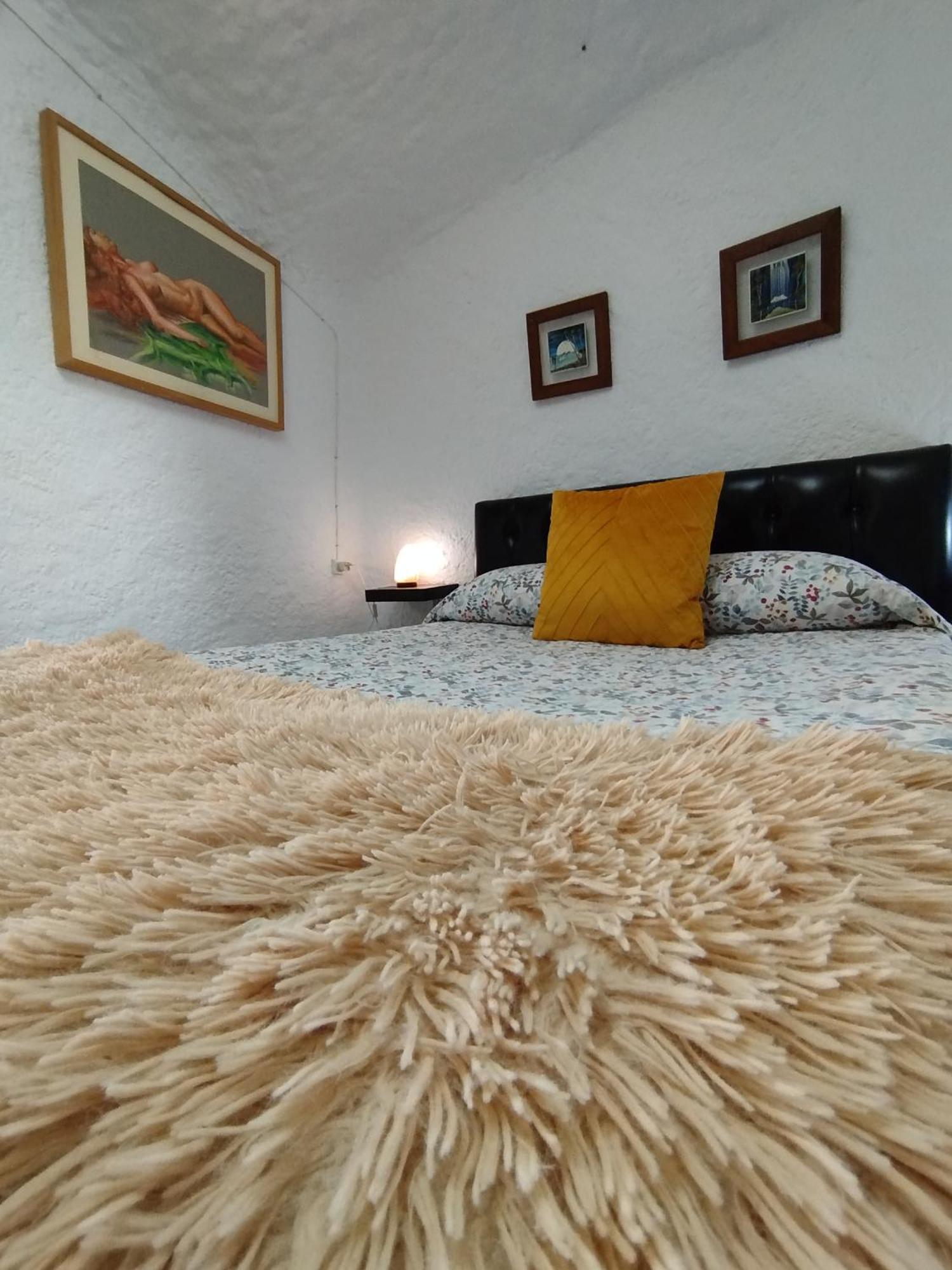 Cueva La Loli Villa กวาดิกซ์ ภายนอก รูปภาพ