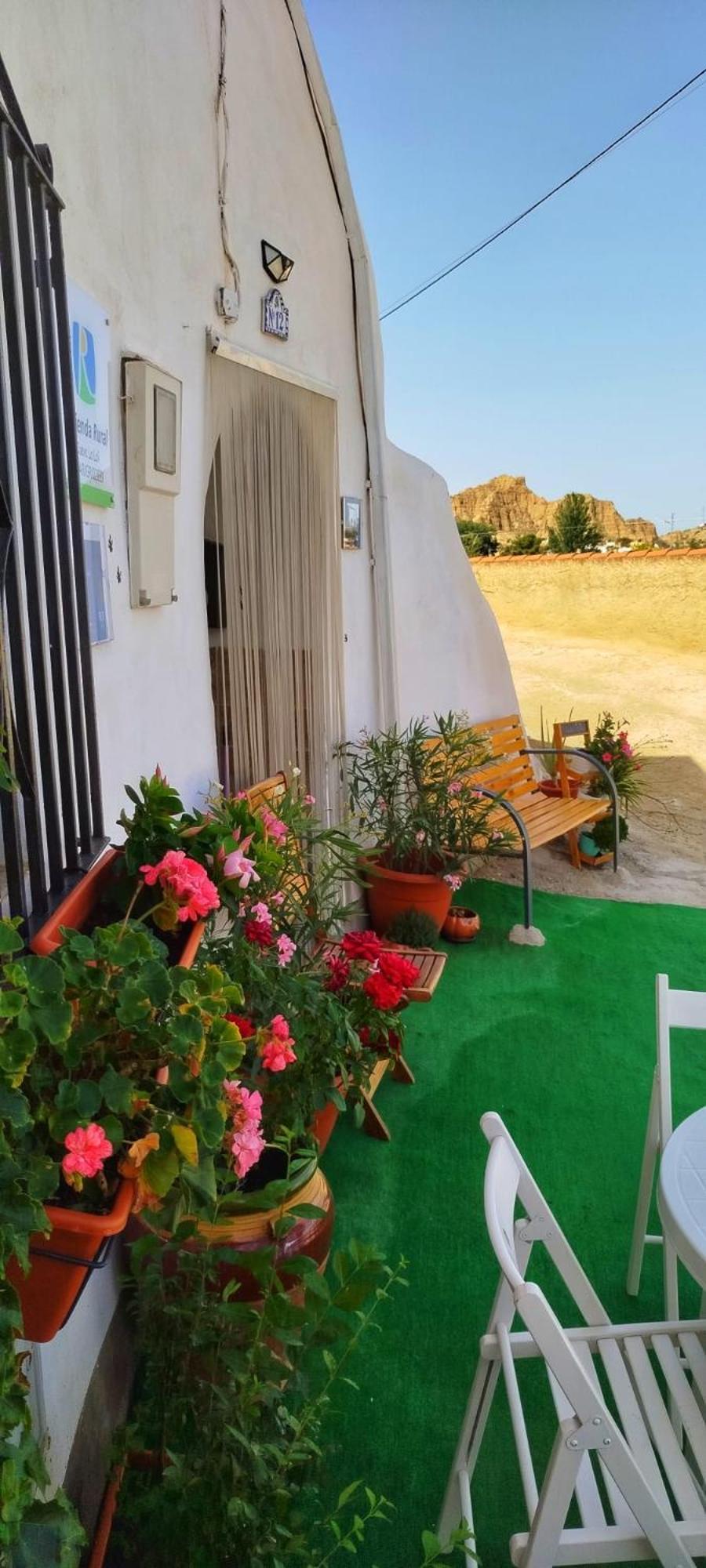 Cueva La Loli Villa กวาดิกซ์ ภายนอก รูปภาพ